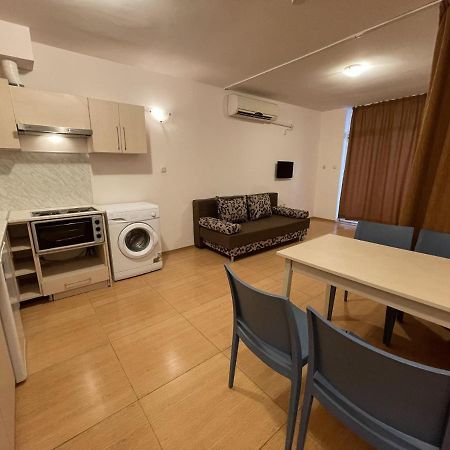 Menada Grand Kamelia Apartments ซันนีบีช ภายนอก รูปภาพ