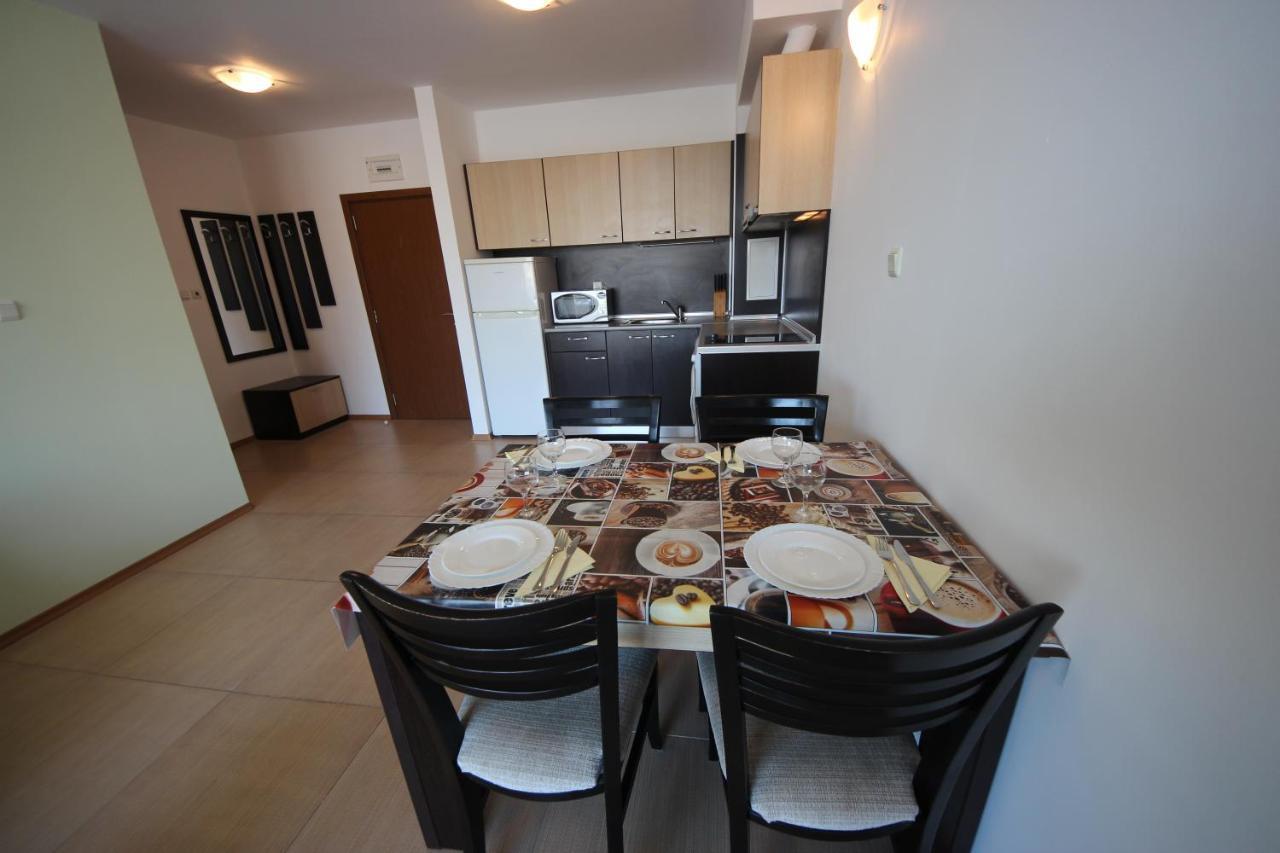 Menada Grand Kamelia Apartments ซันนีบีช ห้อง รูปภาพ