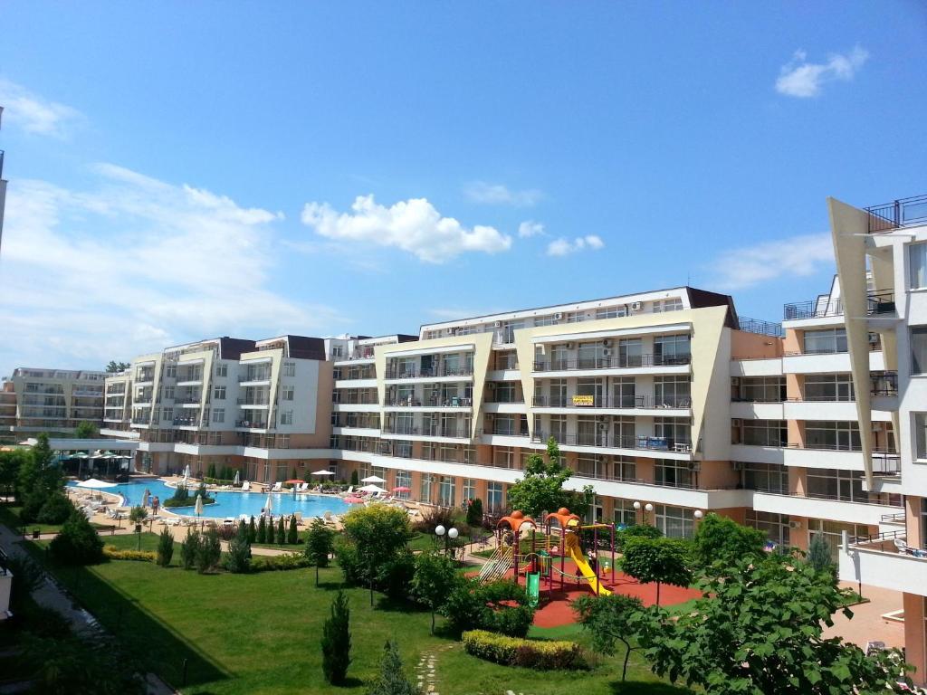 Menada Grand Kamelia Apartments ซันนีบีช ภายนอก รูปภาพ