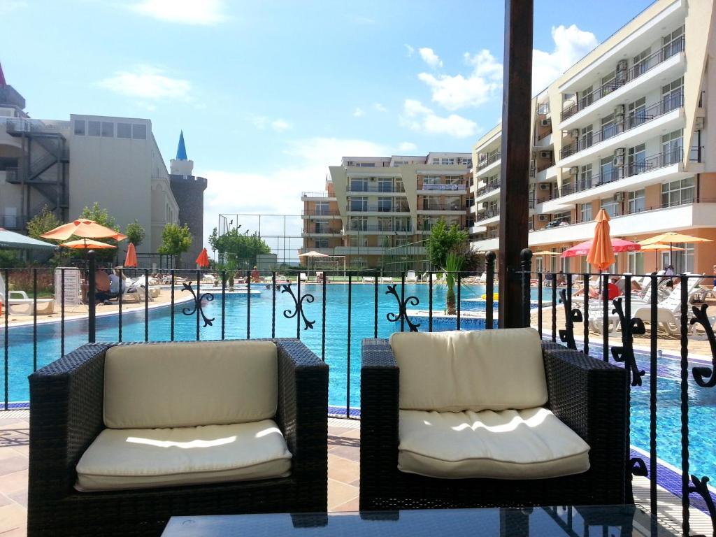 Menada Grand Kamelia Apartments ซันนีบีช ภายนอก รูปภาพ