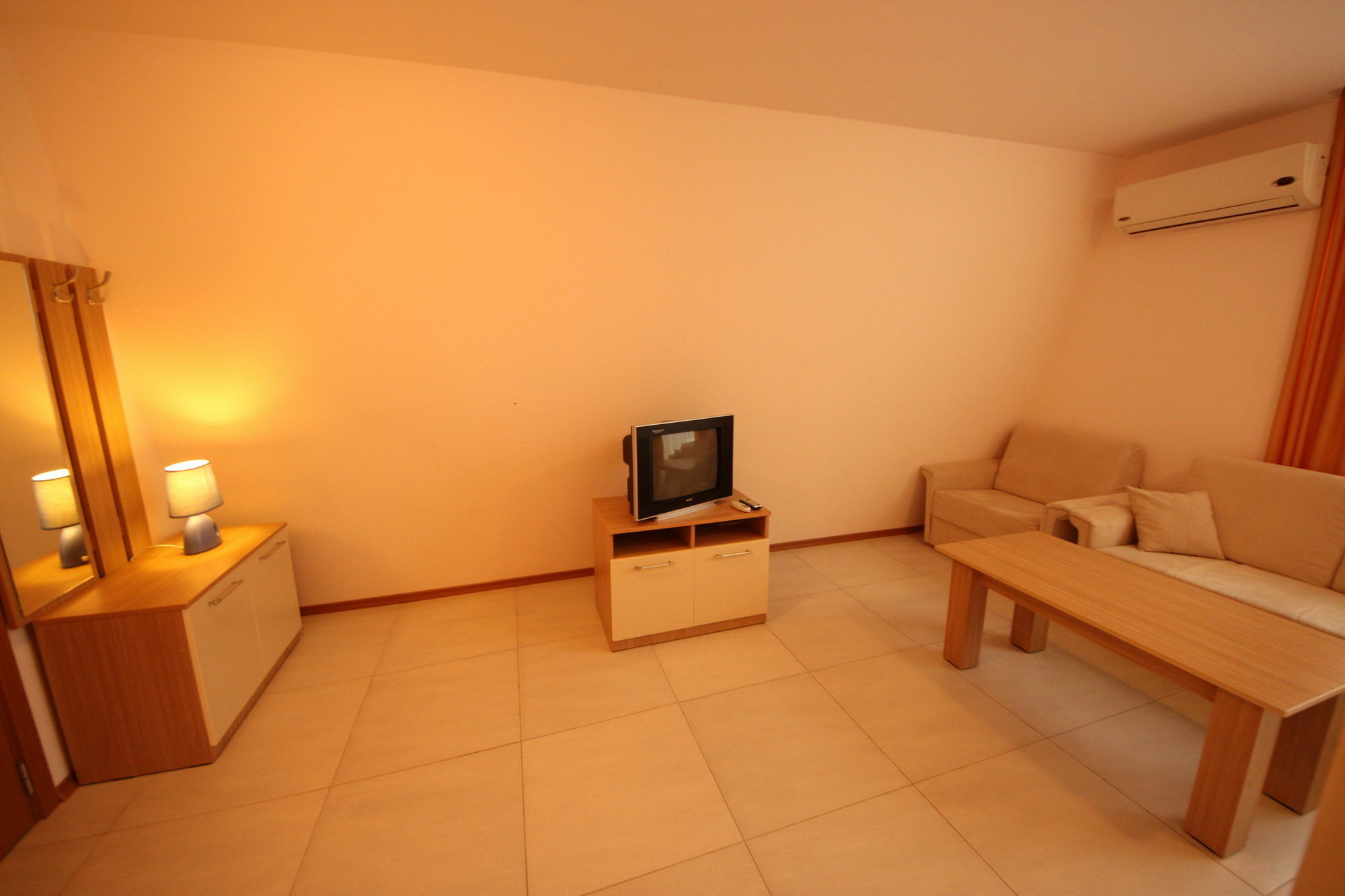 Menada Grand Kamelia Apartments ซันนีบีช ภายนอก รูปภาพ