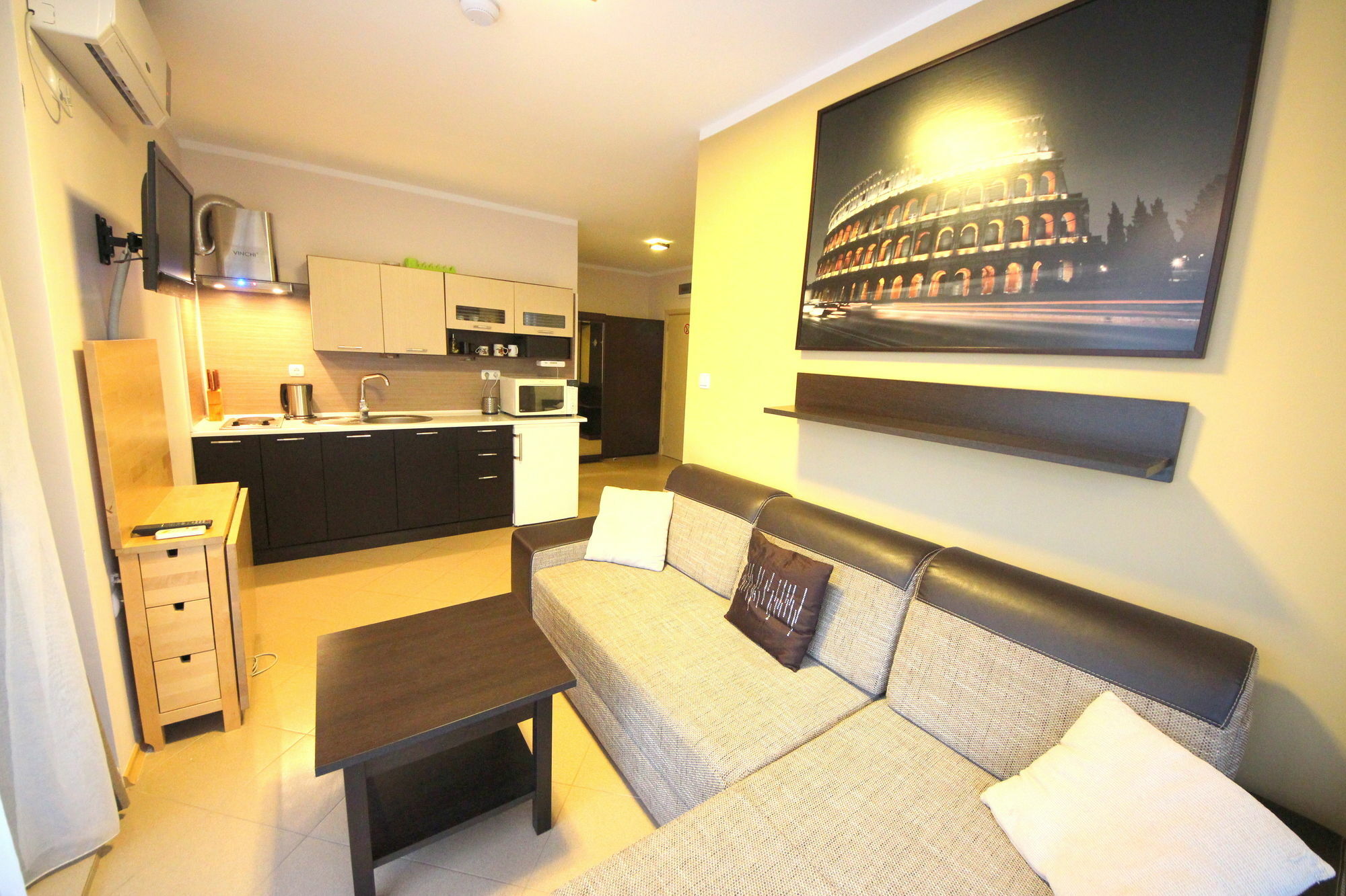 Menada Grand Kamelia Apartments ซันนีบีช ภายนอก รูปภาพ