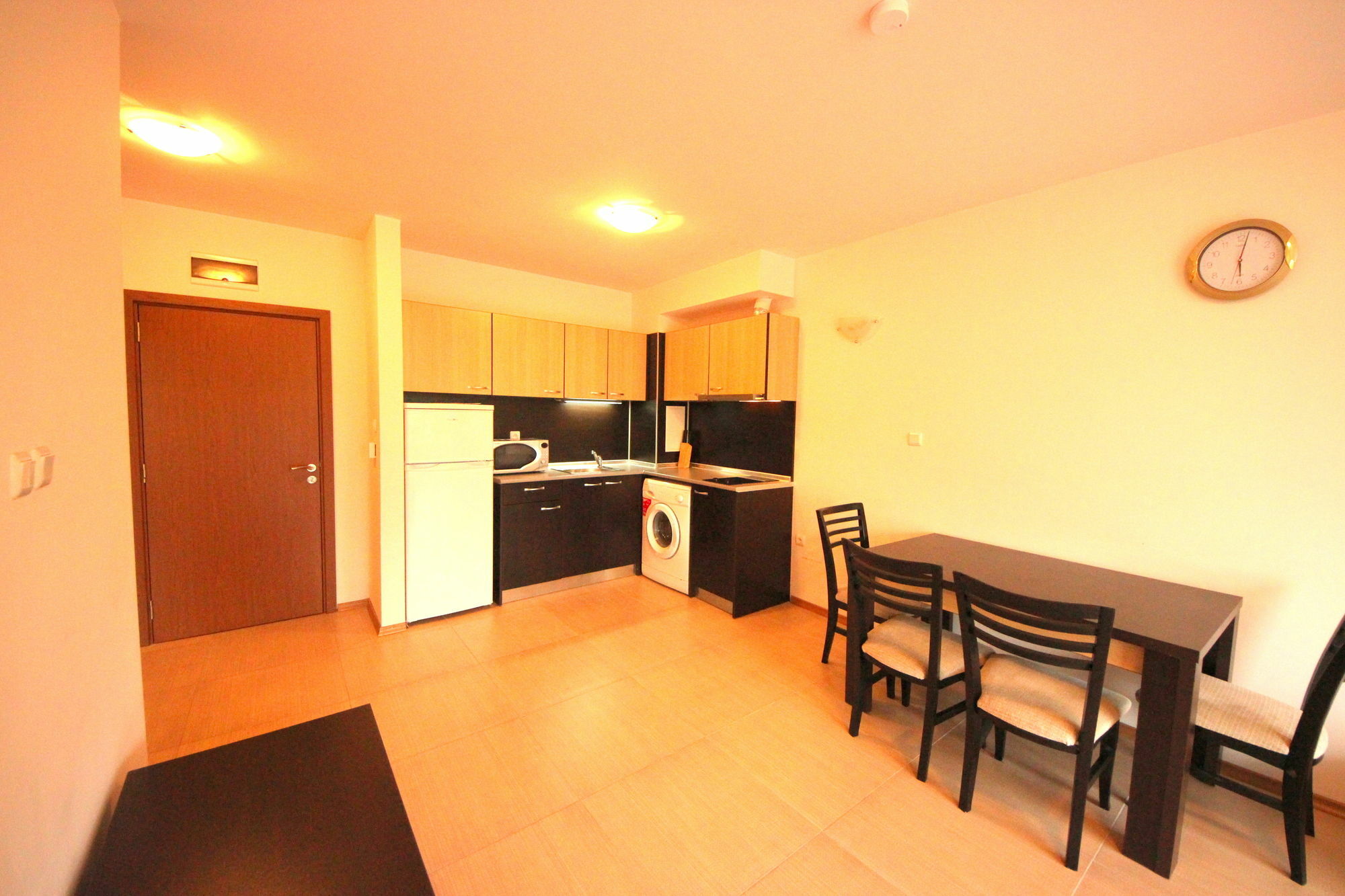 Menada Grand Kamelia Apartments ซันนีบีช ภายนอก รูปภาพ